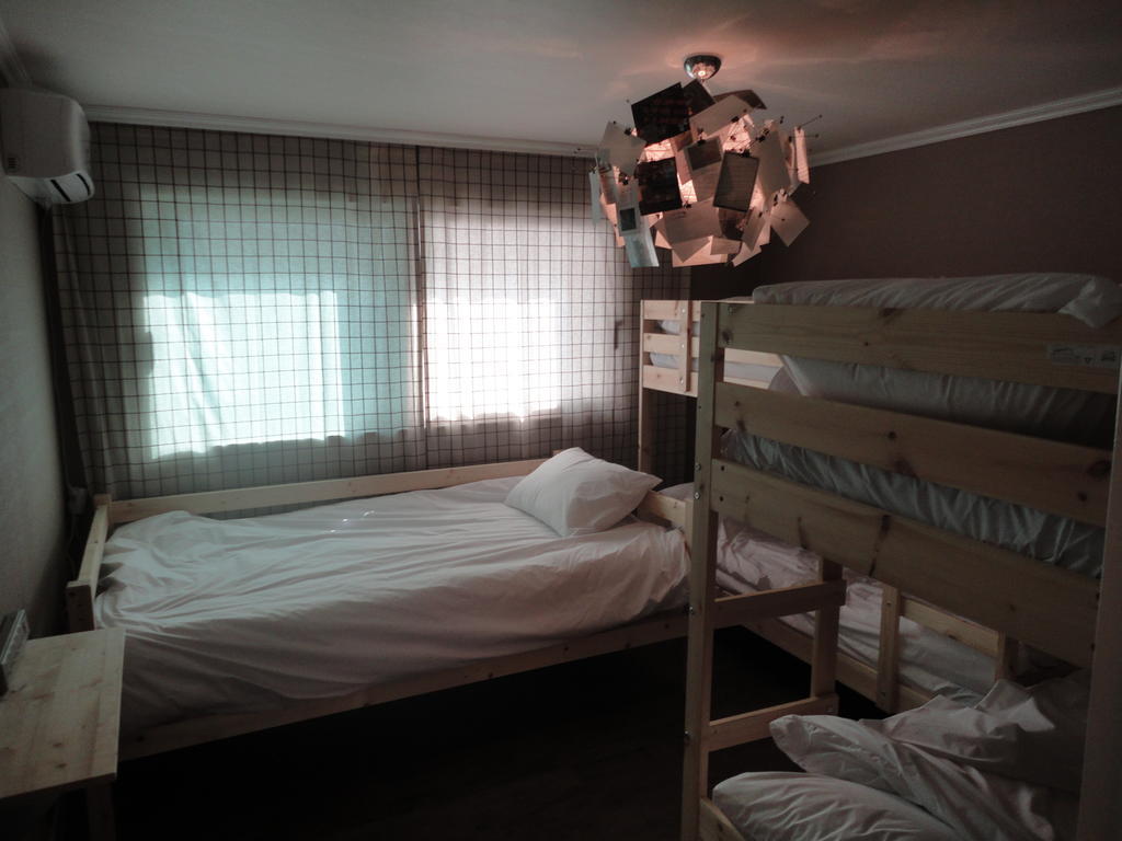 Xeromine Guesthouse Itaewon Сеул Экстерьер фото